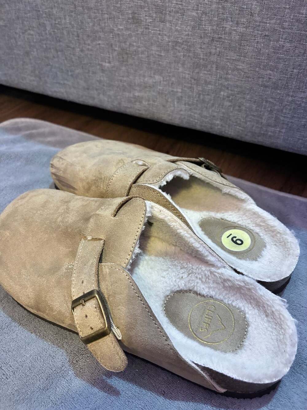 Cliffs by White Mountain Women's Suede Faux Fur Lined Buckle Clogs 9 Men